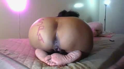 Snapshot of lachickadelbronx chatting on January 2025 03:59:01 AM lachickadelbronx online show from January 2025 03:59:01 AM