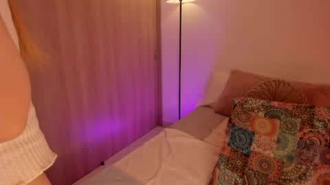 Gaby  online show from March 2026 11:05:02 PM