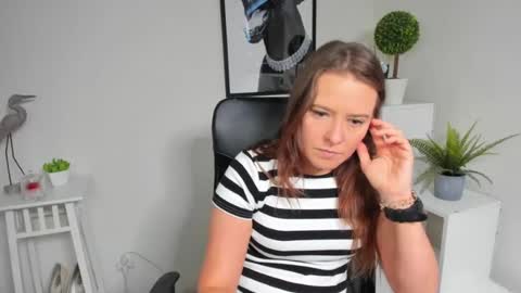 ALESSA online show from June 2026 05:45:02 AM