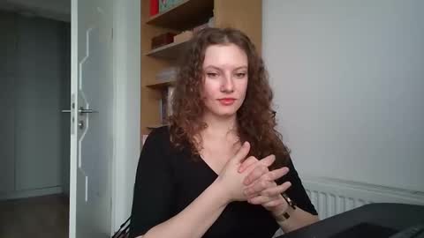 Amara online show from February 2026 07:17:01 AM