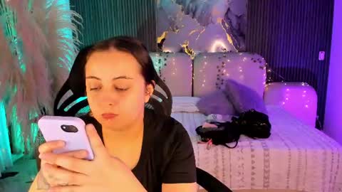 Lady  online show from July 2026 03:54:01 AM