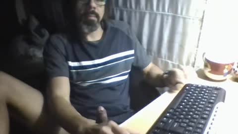 Snapshot of lagenovadura chatting on June 2026 09:48:02 AM La Genova esta Dura beard boy male dick mastubate latinosexy latinohot latino glasses mature strong stronglegs online show from June 2026 09:48:02 AM