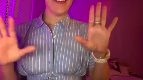 Lainey online show from March 2026 02:33:02 AM