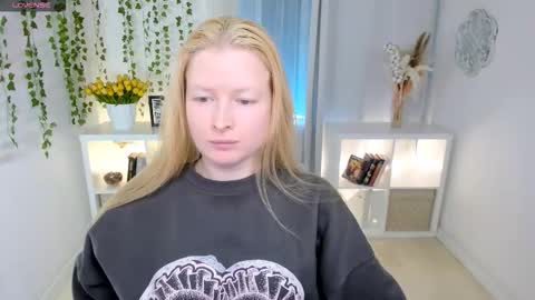 Laly online show from March 2026 07:46:01 AM