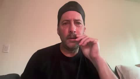 Snapshot of lampin1 chatting on March 2026 04:01:01 PM lampin1 online show from March 2026 04:01:01 PM