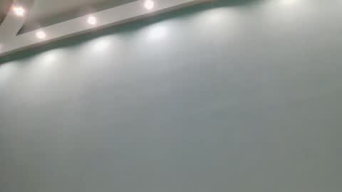 Lana online show from February 2026 12:58:02 PM