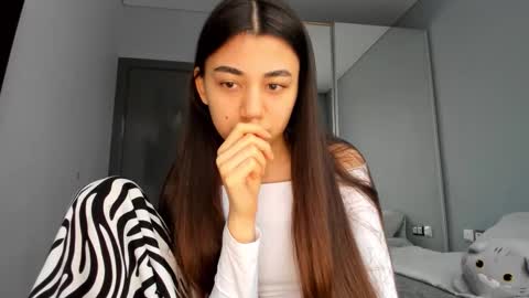 Snapshot of lanalandd chatting on December 2025 01:28:02 PM Lana online show from December 2025 01:28:02 PM