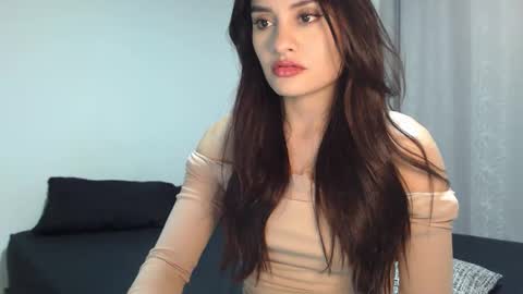 lanawinters1 online show from April 2026 03:43:02 AM