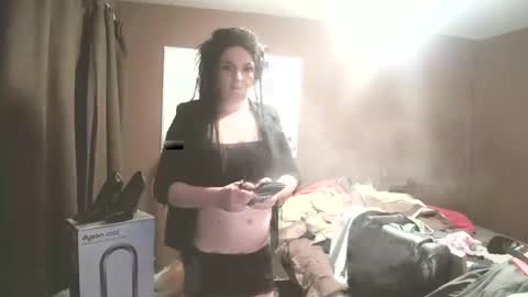 Megan Brookes online show from February 2025 05:47:02 AM