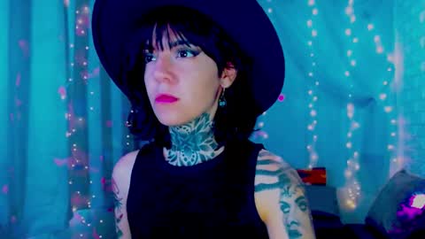 LANNIE   online show from March 2026 01:18:02 PM