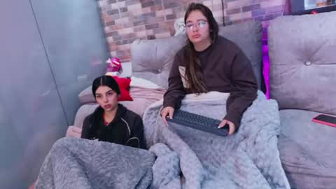 lara_as online show from July 2026 10:32:02 AM