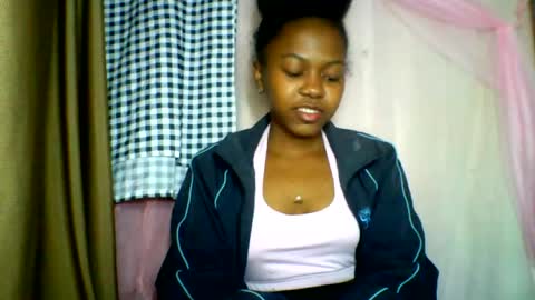 lara_belle online show from June 2026 05:59:01 PM