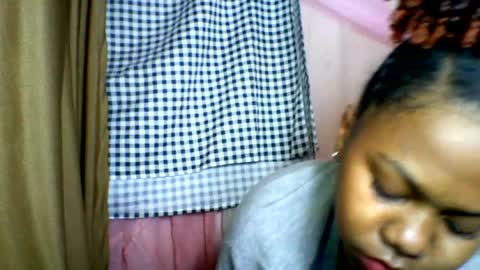 lara_belle online show from June 2026 11:16:02 PM