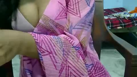 Anshika rai online show from September 2025 06:19:01 PM