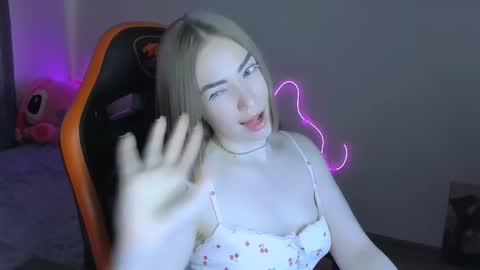 LaraKrein lk online show from March 2026 12:10:01 PM