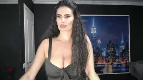 laras_moans online show from July 2026 08:20:01 AM