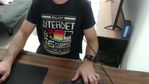 latexdave84 online show from December 2025 08:40:02 AM