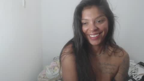 Snapshot of latin_meg chatting on May 2026 04:12:01 PM M E G A N online show from May 2026 04:12:01 PM