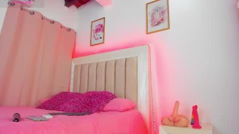 Snapshot of latinabeautifull chatting on July 2026 12:54:01 AM FABIANA online show from July 2026 12:54:01 AM