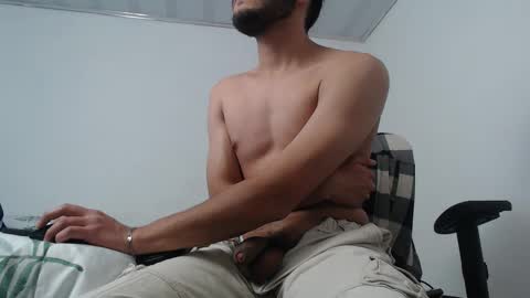 camilo online show from December 2024 01:29:01 AM