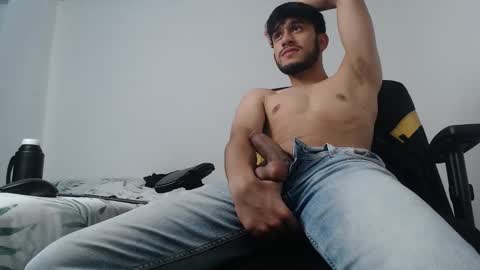 camilo online show from December 2024 01:58:02 AM