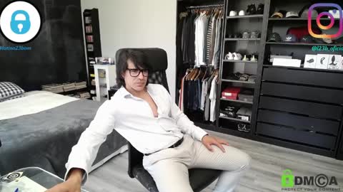 sam online show from April 2026 01:41:01 PM