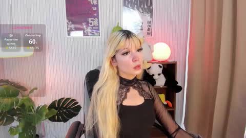 laukyubey1 online show from September 2025 08:57:01 PM