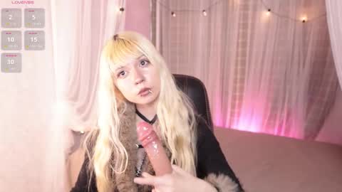 laukyubey1 online show from January 2026 08:58:01 PM