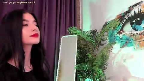Laura online show from July 2026 09:57:01 PM