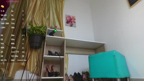 Snapshot of laura_zans_ chatting on April 2026 08:37:02 AM Laura Zans I am sensual goddes and i was born for loveworshipping and enjoyment. online show from April 2026 08:37:02 AM