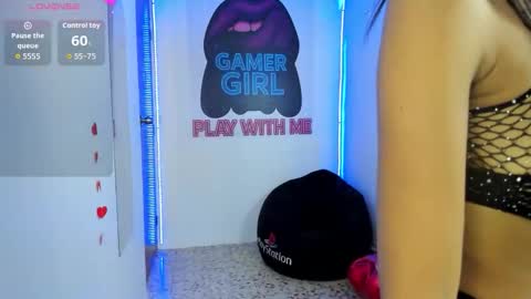 LauraBlush online show from March 2026 08:57:01 PM