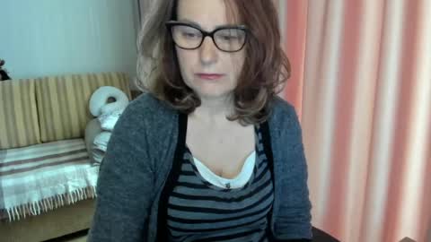 Snapshot of lauraoven1 chatting on May 2026 07:58:01 AM Lauraoven1 online show from May 2026 07:58:01 AM