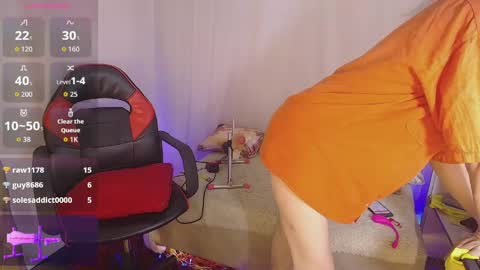 Laura Sofia online show from April 2026 03:41:02 PM