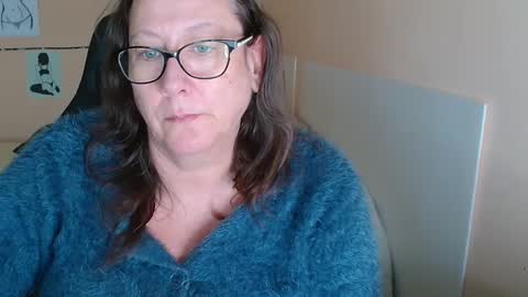 Snapshot of laureanne50 chatting on December 2024 10:19:02 AM laureanne online show from December 2024 10:19:02 AM