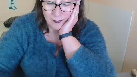 Snapshot of laureanne50 chatting on December 2024 01:49:02 PM laureanne online show from December 2024 01:49:02 PM