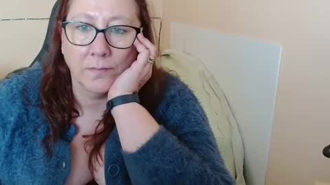 Snapshot of laureanne50 chatting on February 2025 01:48:02 PM laureanne online show from February 2025 01:48:02 PM