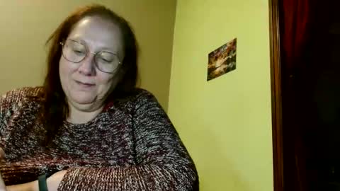 Snapshot of laureanne50 chatting on February 2025 09:07:02 PM laureanne online show from February 2025 09:07:02 PM