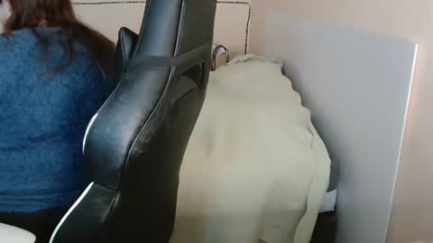 Snapshot of laureanne50 chatting on March 2025 02:34:01 PM laureanne online show from March 2025 02:34:01 PM