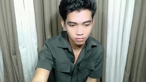 laurence_cuttieguyhere online show from March 2026 06:14:01 PM