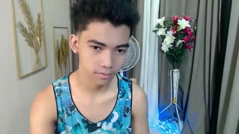 laurence_cuttieguyhere online show from March 2026 06:24:01 PM