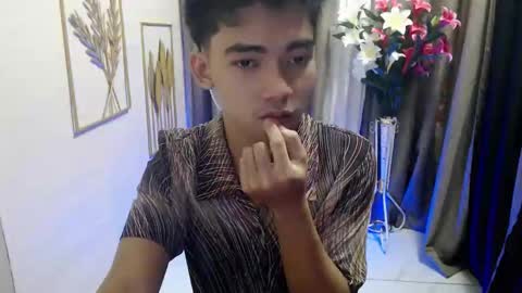 laurence_cuttieguyhere online show from March 2026 06:11:02 PM