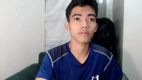 laurence_cuttieguyhere online show from July 2026 06:23:01 PM