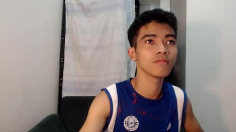 laurence_cuttieguyhere online show from July 2026 07:43:01 AM