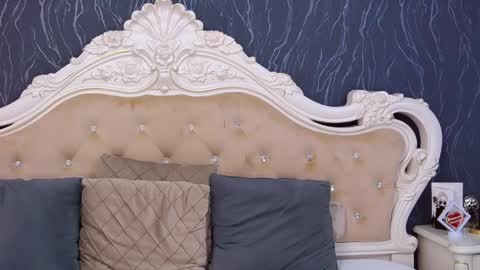 Laura online show from April 2026 02:14:01 PM