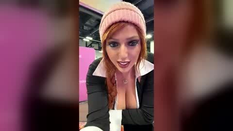 Lauren Phillips online show from June 2026 10:36:01 PM