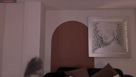 Laurent Rosse  online show from April 2026 06:10:01 PM