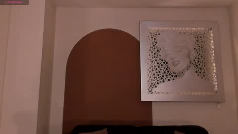 Laurent Rosse  online show from April 2026 09:05:01 PM