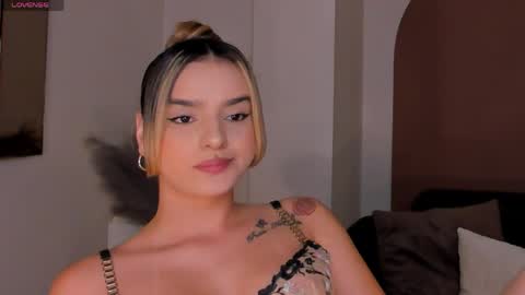 Laurent Rosse  online show from April 2026 01:42:02 AM