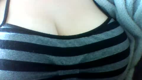 Snapshot of layannalea chatting on July 2026 10:14:02 PM layannalea online show from July 2026 10:14:02 PM