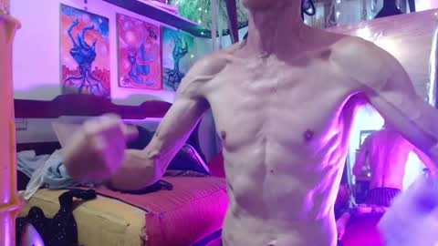 Laye19 online show from December 2024 12:23:01 AM